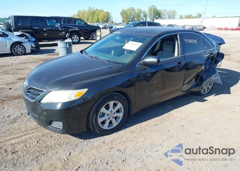 2011 Toyota Camry Le z USA, uszkodzony, nr VIN 4T4BF3EK1BR207979